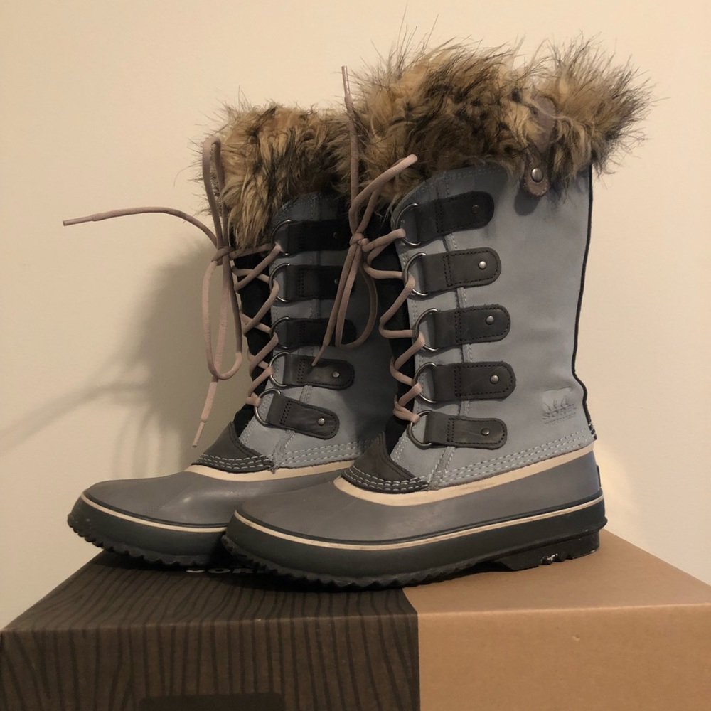 SOREL Joan of Arctic Boots Women’s Size 9